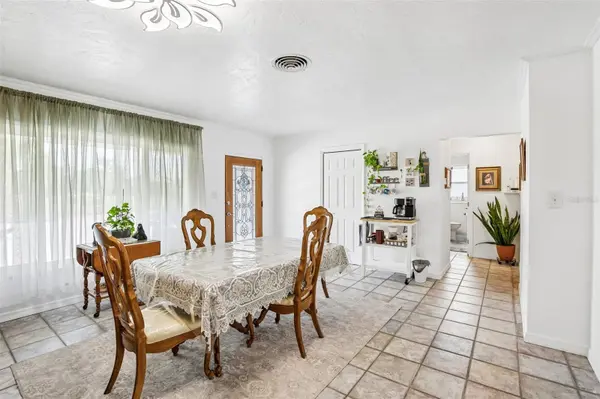 806 BLUE HERON BLVD, Ruskin, FL 33570