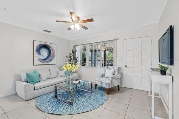72 LAKE SHORE DR, Palm Harbor, FL 34684