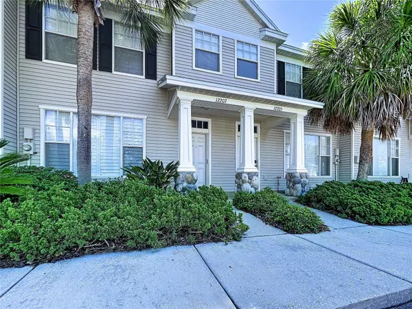 12207 COUNTRY WHITE CIR, Tampa, FL 33635