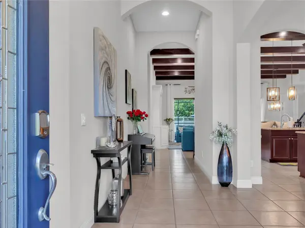 32430 SILVERCREEK WAY, Wesley Chapel, FL 33545