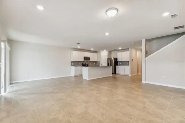 13718 EVERGREEN VALLEY DR, Riverview, FL 33578