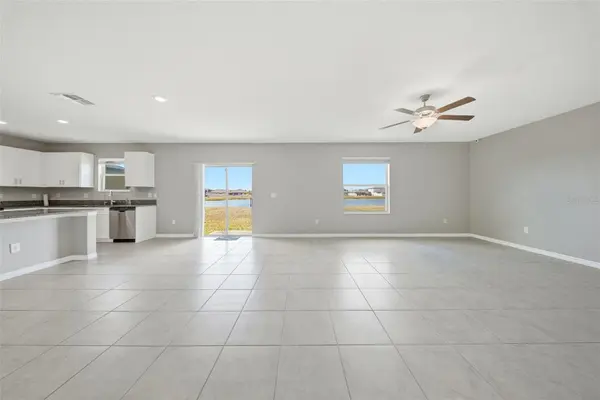 15617 CHARR ISLAND ST, Sun City Center, FL 33573