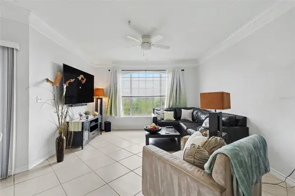 4306 BAYSIDE VILLAGE DR #301, Tampa, FL 33615