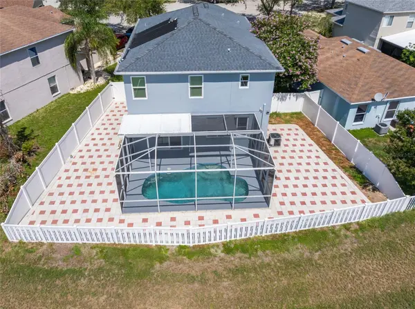 10907 GOLDEN SILENCE DR, Riverview, FL 33579