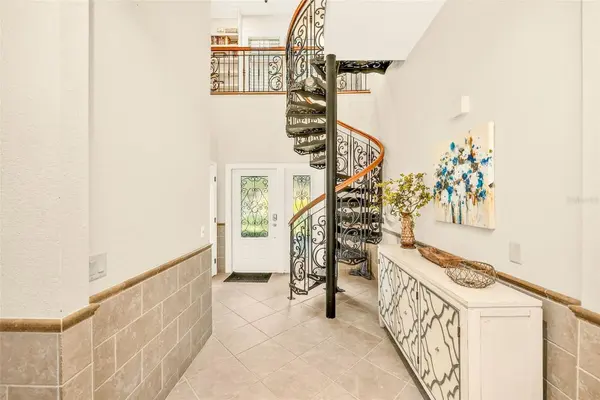 807 CENTERBROOK DR, Brandon, FL 33511