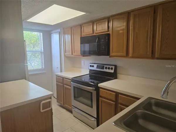 8713 LIBERTY PL, Tampa, FL 33615