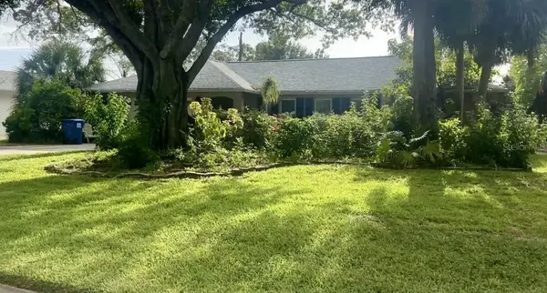 5230 VENETIAN BLVD NE, St Petersburg, FL 33703
