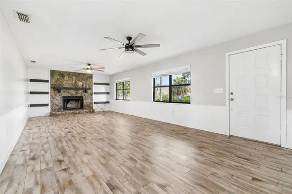 336 CORBETT RD, Lithia, FL 33547