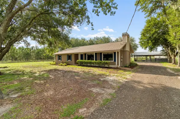336 CORBETT RD, Lithia, FL 33547