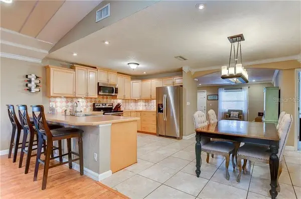 5121 ELLENDALE AVE, Tampa, FL 33625