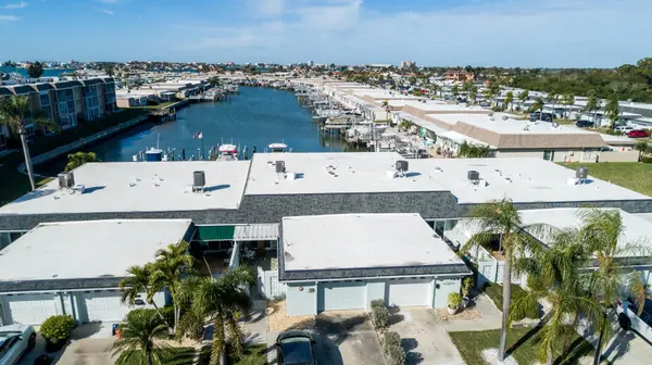 128 BOCA CIEGA POINT BLVD N, St Petersburg, FL 33708
