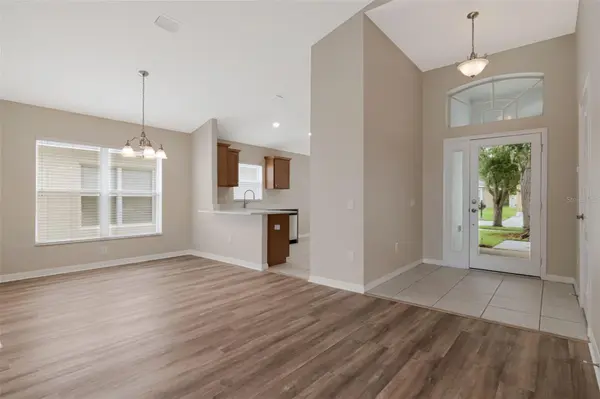 2313 LAWRENCE HALL ST, Ruskin, FL 33570