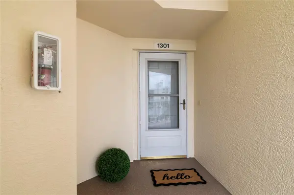 1200 COUNTRY CLUB DR #1301, Largo, FL 33771