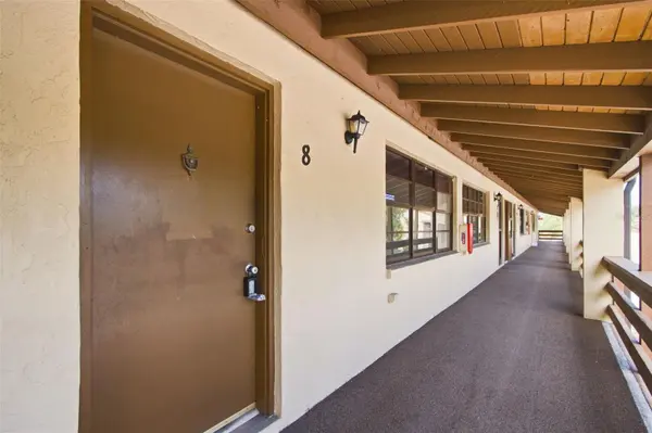 10 QUAILS RUN BLVD #8, Englewood, FL 34223