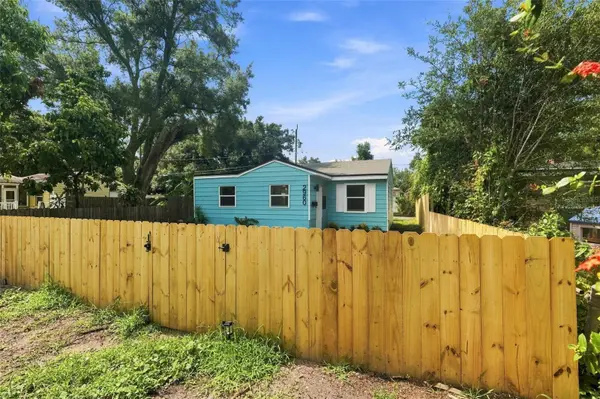 2960 EMERSON AVE S, St Petersburg, FL 33712