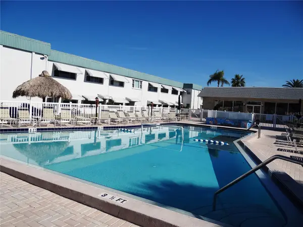 5357 81ST ST N #14, St Petersburg, FL 33709