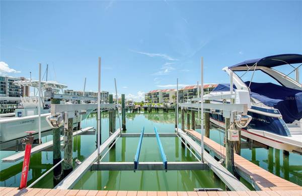 7984 SAILBOAT KEY BLVD S #303, St Petersburg, FL 33707