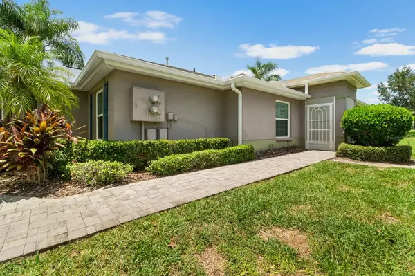 1148 CORINTH GREENS DR, Sun City Center, FL 33573
