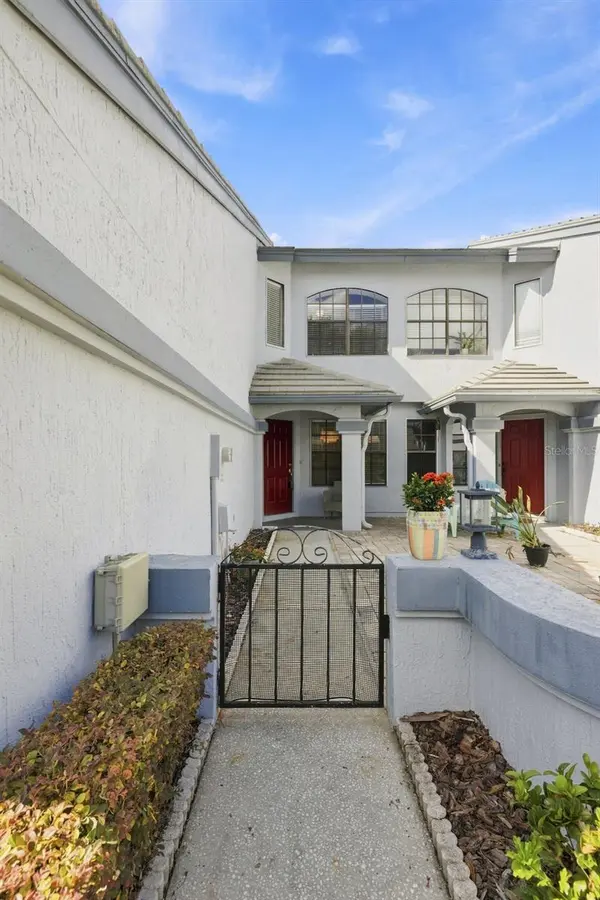 4176 BRENTWOOD PARK CIR, Tampa, FL 33624