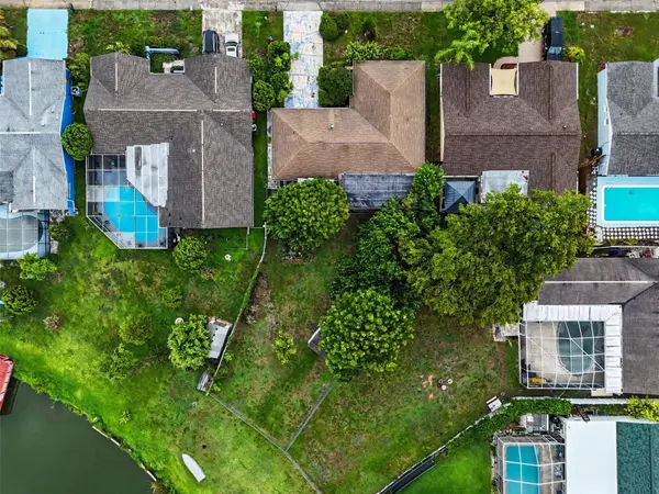 9641 LAKESIDE LN, Port Richey, FL 34668