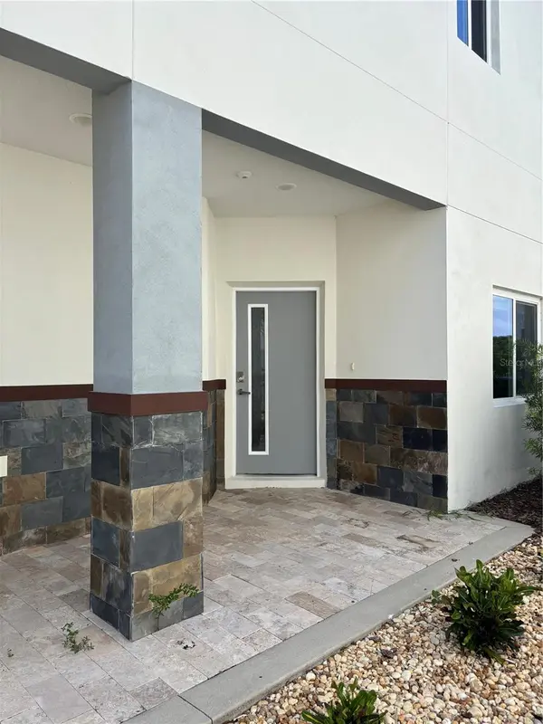 2049 GREENBRIAR TER, Davenport, FL 33837