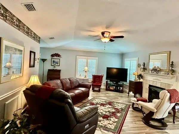 15116 ROUNDUP DR, Tampa, FL 33624
