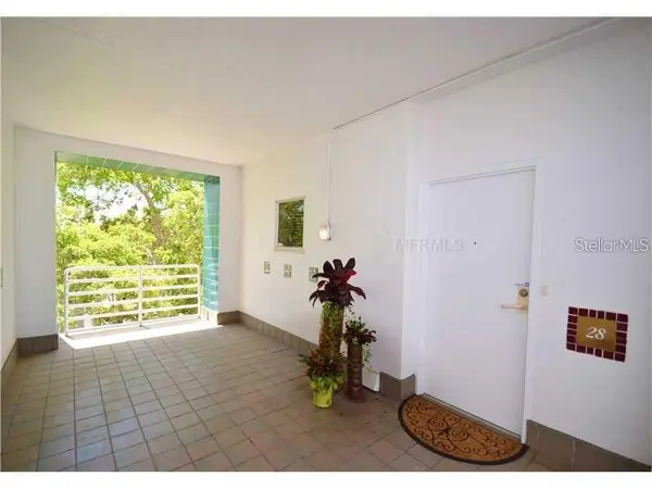 4950 BAYSHORE BLVD #28, Tampa, FL 33611