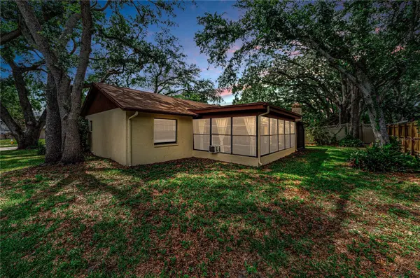260 ARBOR GLEN DR, Palm Harbor, FL 34683