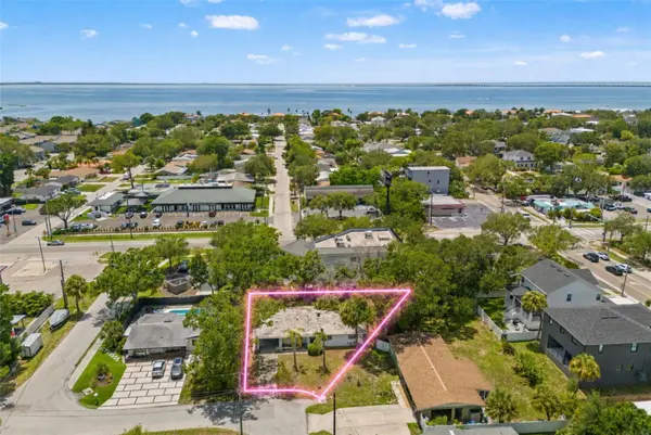 4635 W BAY VILLA AVE, Tampa, FL 33611