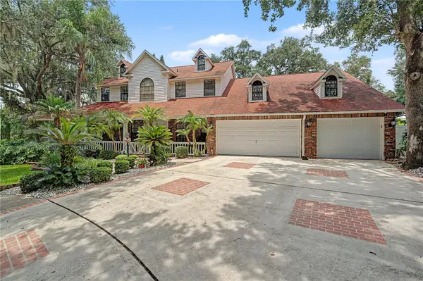 2004 OAKWOOD KNOLL CT, Valrico, FL 33596