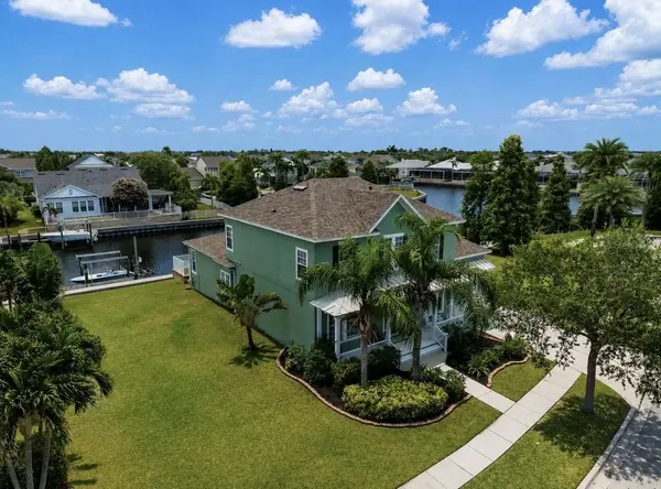 5709 SEA TROUT PL, Apollo Beach, FL 33572