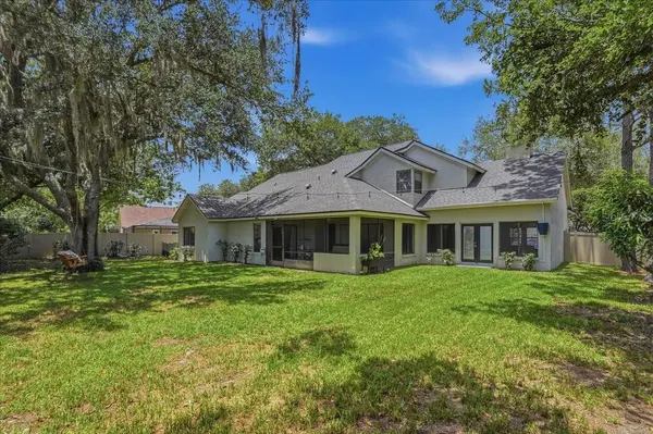 16043 PENWOOD DR, Tampa, FL 33647