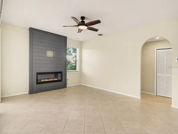 5325 GARDENS DR, Sarasota, FL 34243