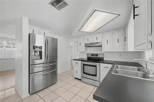 9830 RAINBOW LN, Port Richey, FL 34668