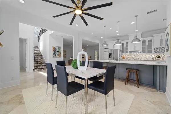 4802 W BEACHWAY DR, Tampa, FL 33609