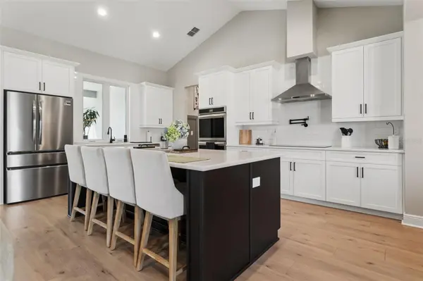 8408 WOODLEAF BLVD, Wesley Chapel, FL 33544
