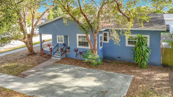 3002 W ARCH ST, Tampa, FL 33607