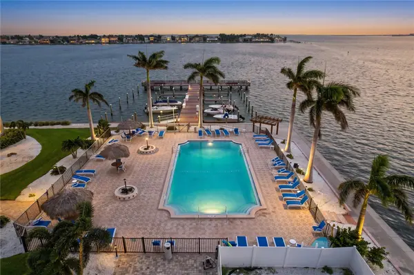 5200 BRITTANY DR S #1502, St Petersburg, FL 33715