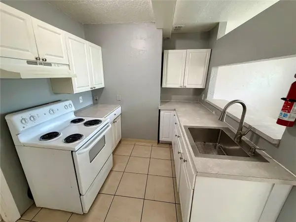827 PARIS AVE S #Apt A, St Petersburg, FL 33701