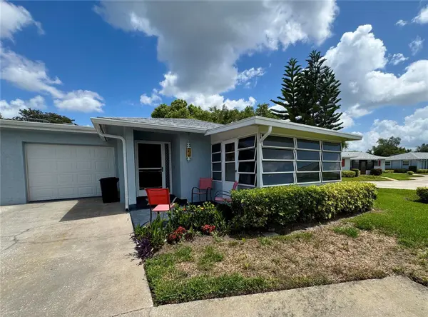 1610 BERWICK CT #D, Palm Harbor, FL 34684