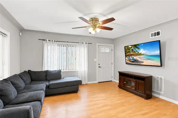 3827 38TH AVE N, St Petersburg, FL 33713