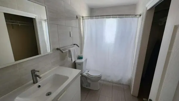 621 BAY ESPLANADE, Clearwater Beach, FL 33767