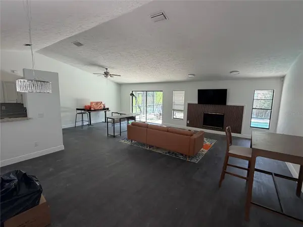 4601 FARMHOUSE DR, Tampa, FL 33624
