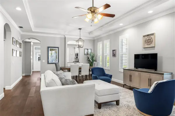 9613 W PARK VILLAGE DR, Tampa, FL 33626
