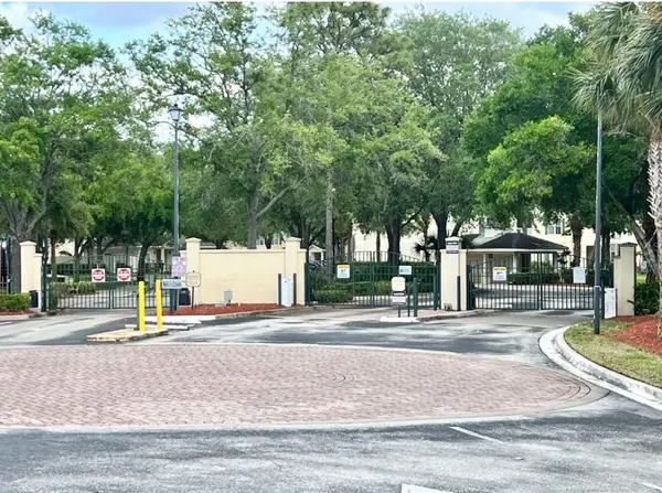 18469 BRIDLE CLUB DR #Building 3, Tampa, FL 33647