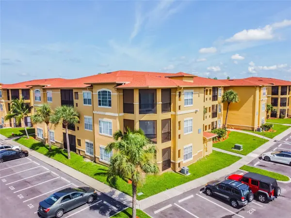4307 BAYSIDE VILLAGE DR #104, Tampa, FL 33615