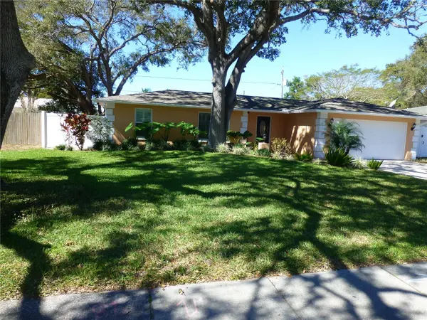 752 PATRICIA AVE, Dunedin, FL 34698