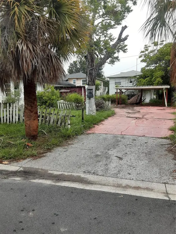 1123 29TH ST S, St Petersburg, FL 33712