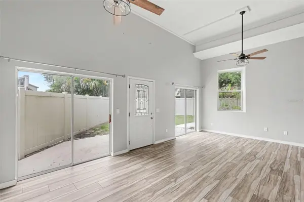 9548 ORANGE VALLEY CT, Tampa, FL 33618