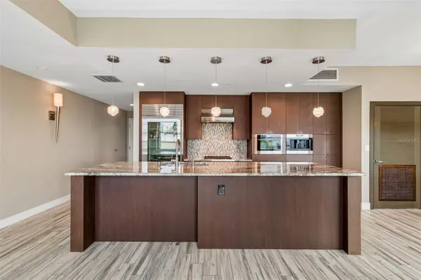 1120 E KENNEDY BLVD W #1030, Tampa, FL 33602